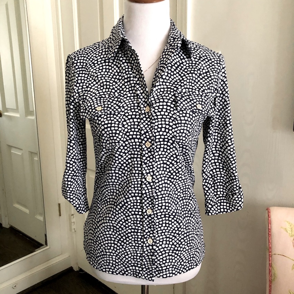 J. McLaughlin 3/4 sleeve top